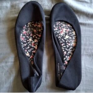 Black Floral Lined Ballet Flats